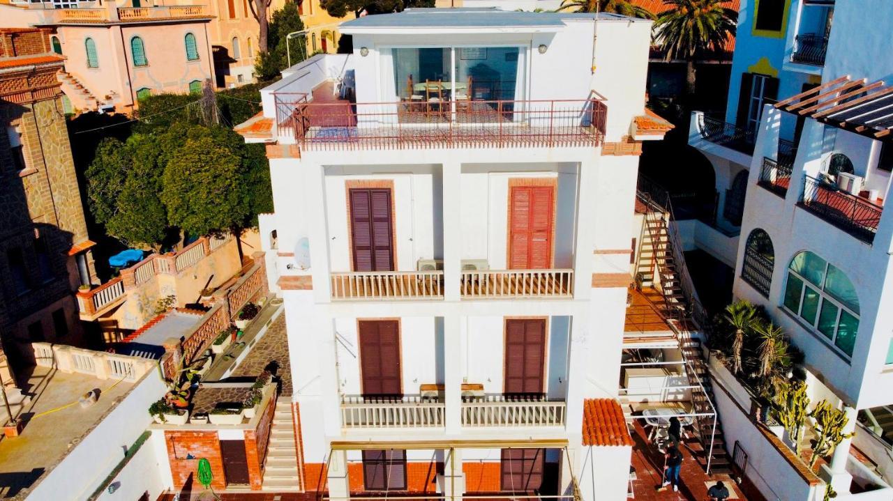 Be Your Home - Appartamento 4 Camere Sul Mare Scesa Al Mare Privata Santa Marinella Exterior foto