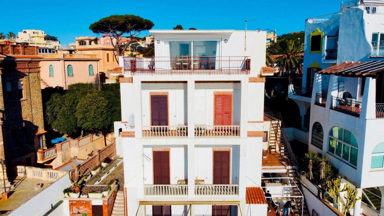 Be Your Home - Appartamento 4 Camere Sul Mare Scesa Al Mare Privata Santa Marinella Exterior foto